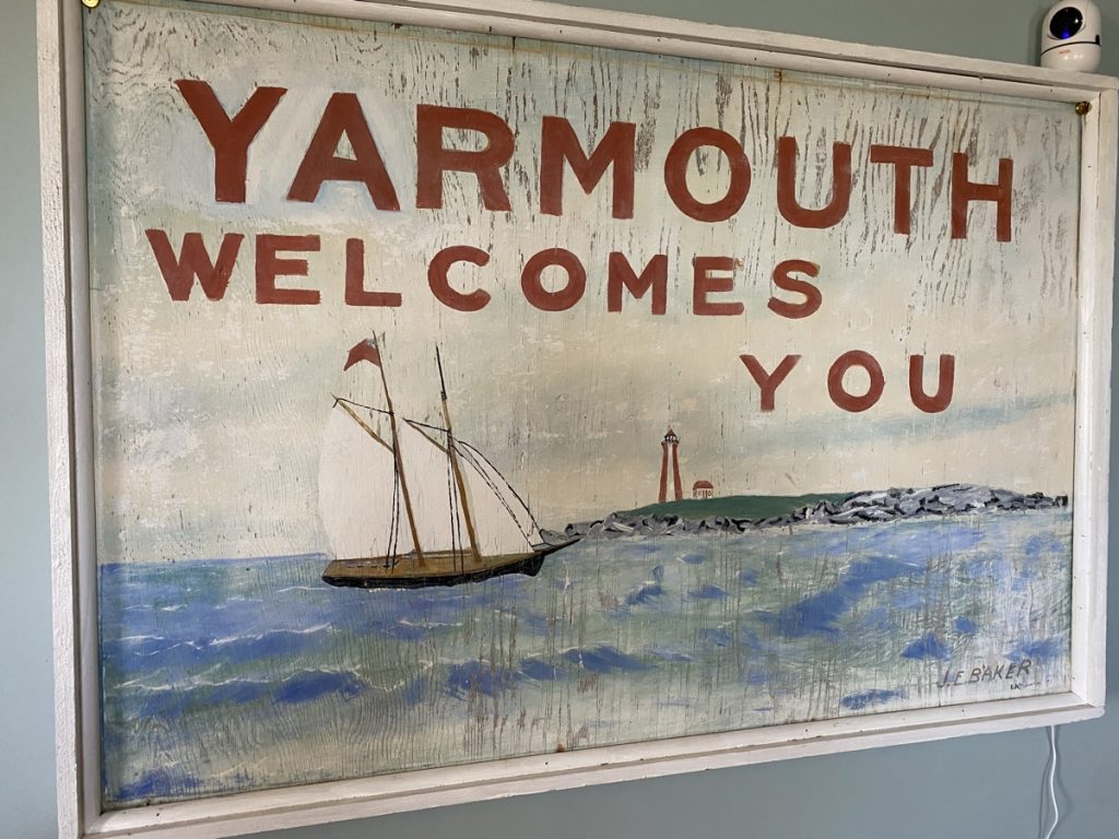 yarmouth welcomes you sign